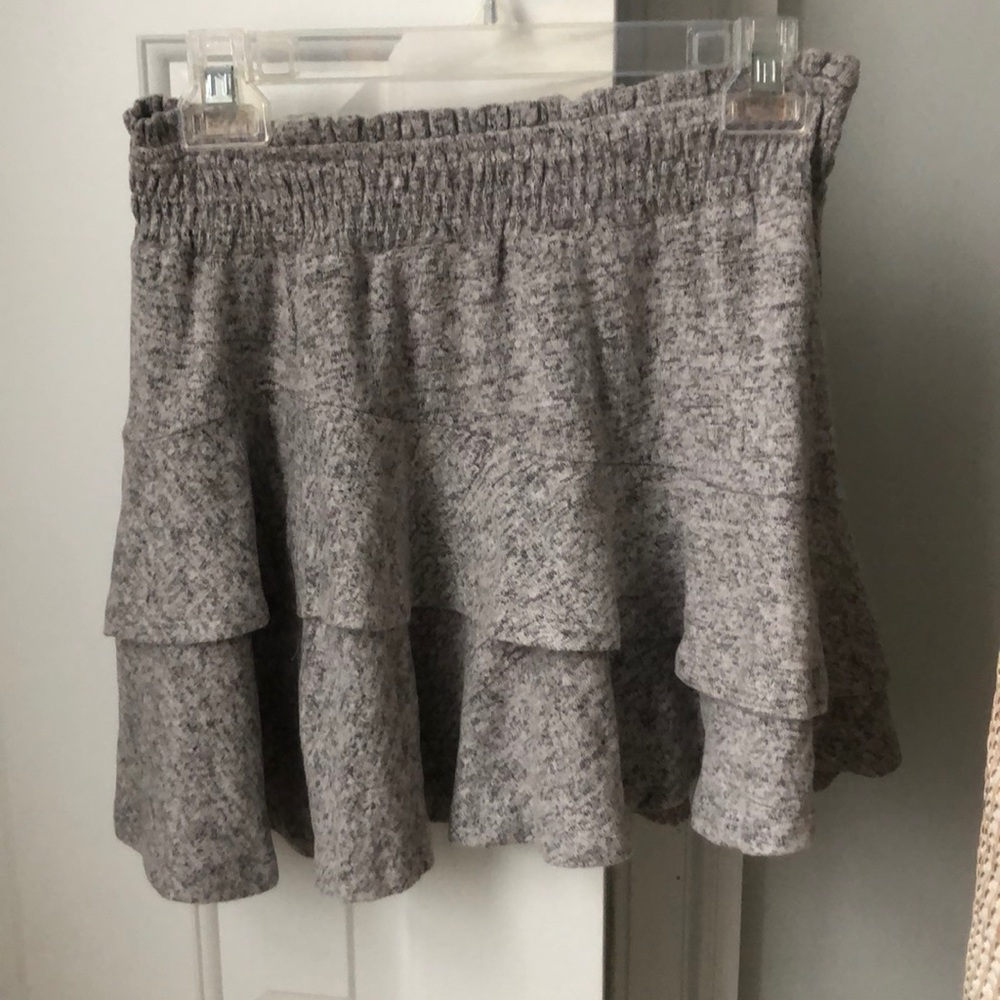grey ruffle skirt
